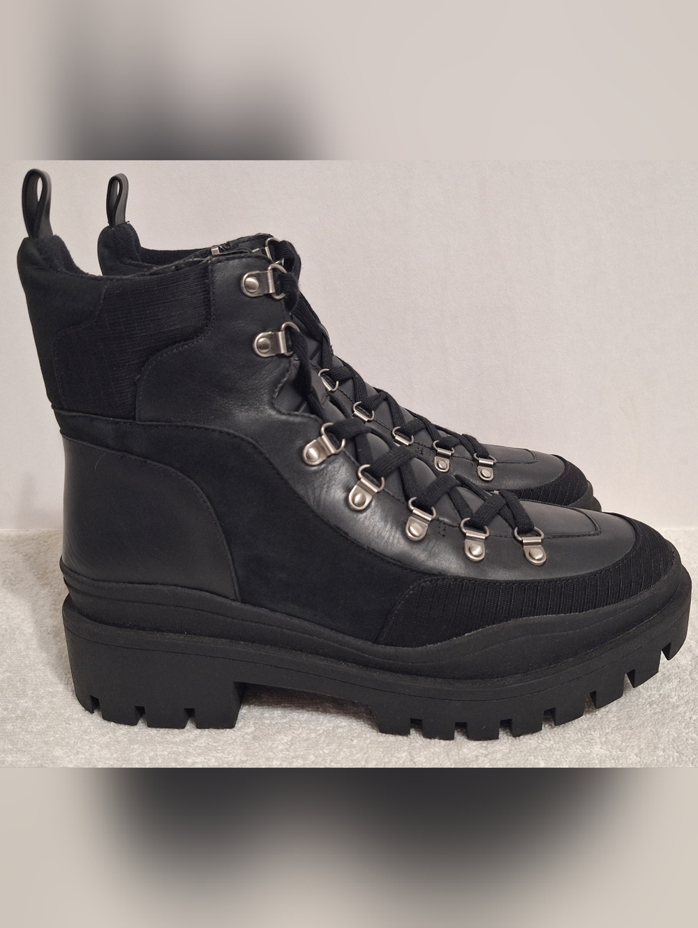 Vionic Jaxen Arch Supportive Waterproof Black Side Zip Combat Boots Women Size 9